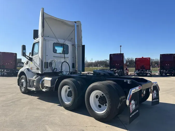 2020 Peterbilt 579