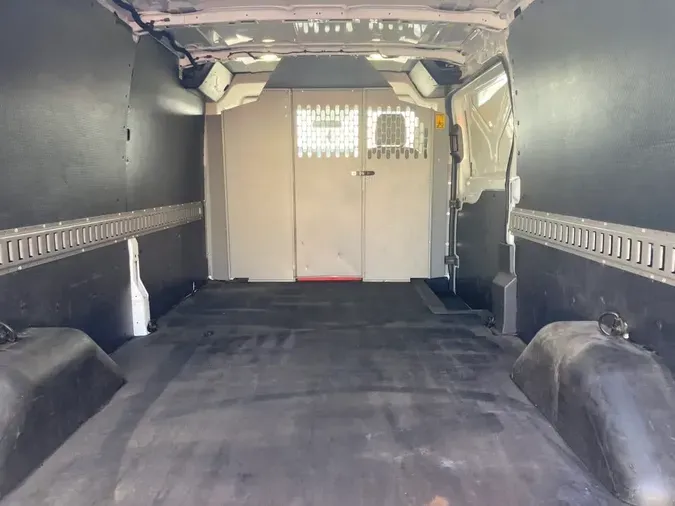 2017 FORD MOTOR COMPANY TRANSIT 350 LOW ROOF