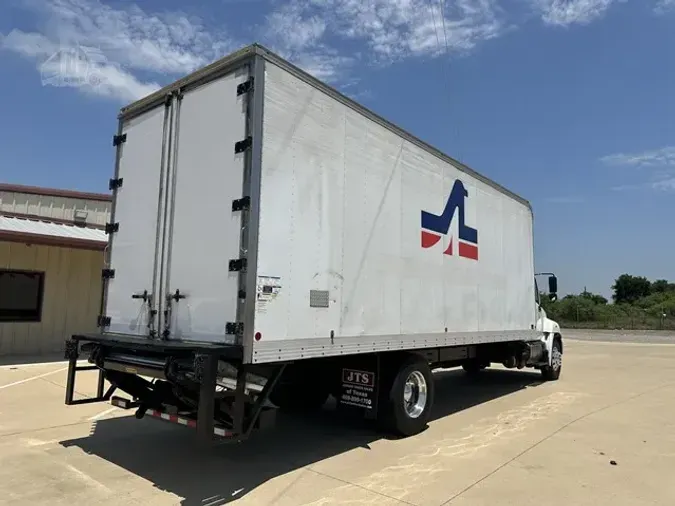 2017 HINO 268