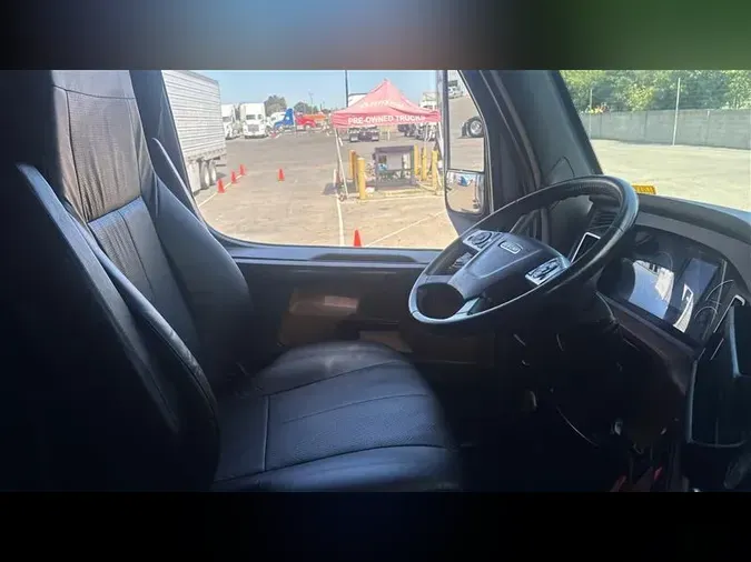 2023 FREIGHTLINER CA126