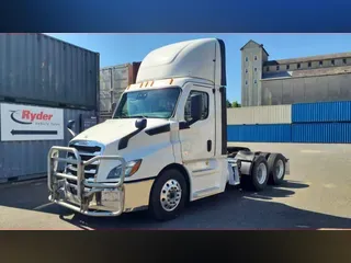 2021 FREIGHTLINER/MERCEDES CASCADIA PX11664ST