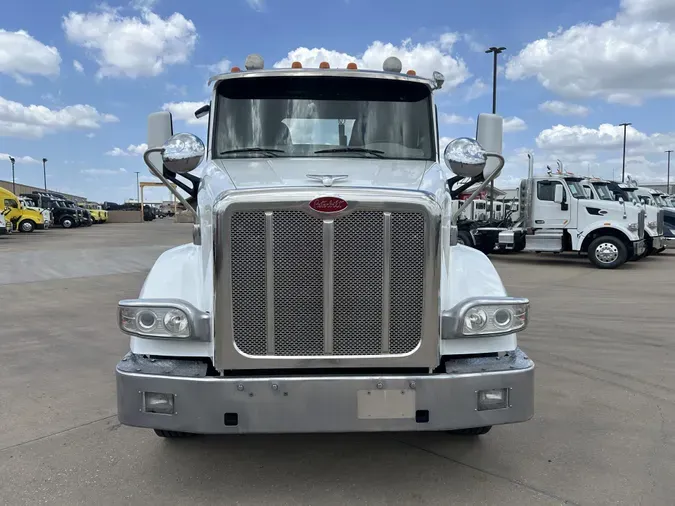 2020 Peterbilt 567