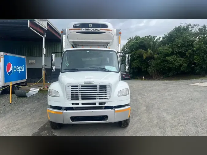 2016 FREIGHTLINER M2 106