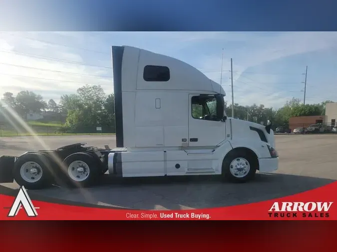 2018 VOLVO VNL670