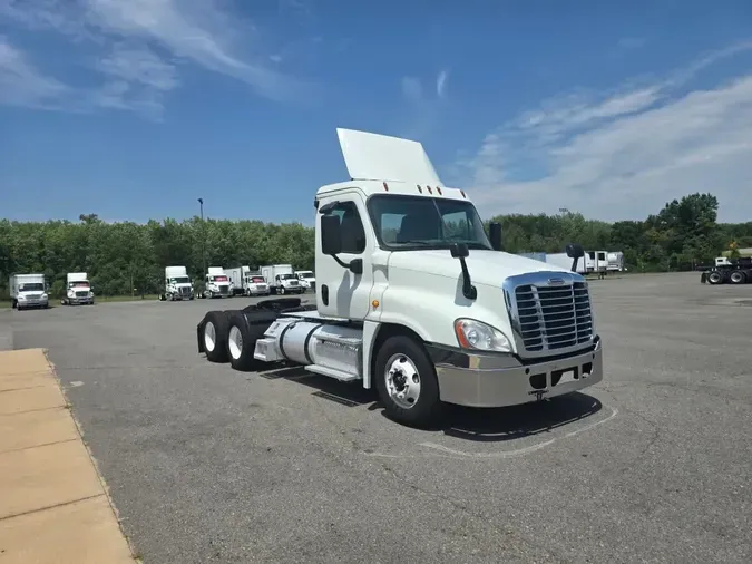 2019 FREIGHTLINER/MERCEDES CASCADIA 125128c1005924cfc4e583584b58220685f