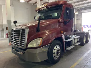 2016 Freightliner CASCADIA 125