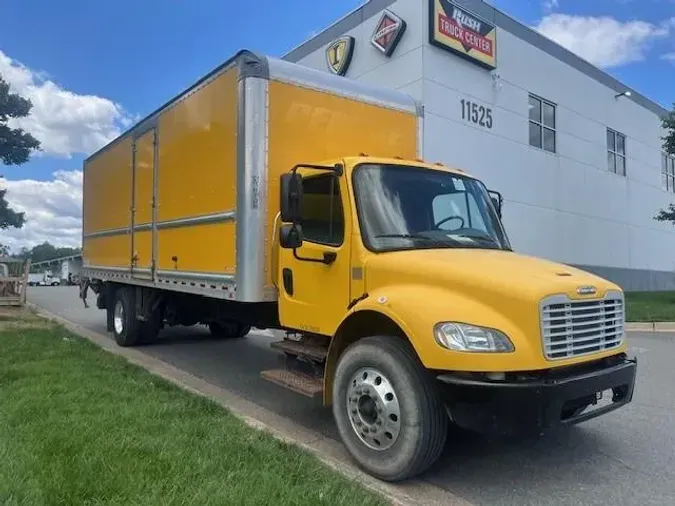 2019 Freightliner Business Class M2 106