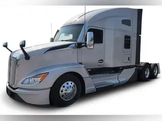 2023 Kenworth T680