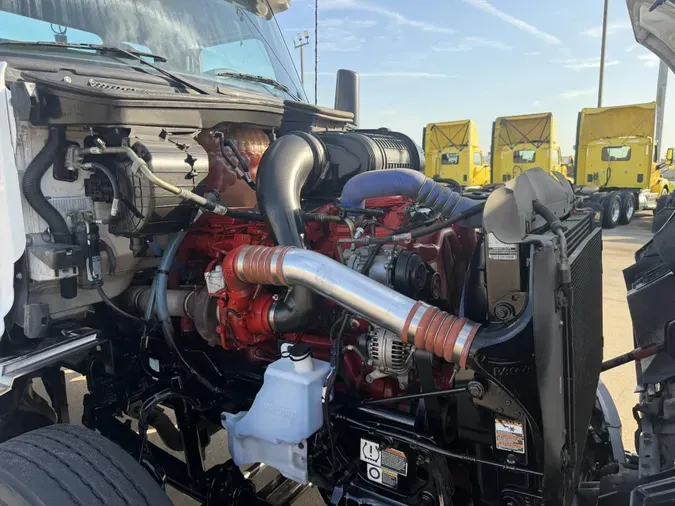 2023 Peterbilt 579