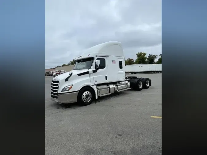 2020 Freightliner Cascadia&reg;