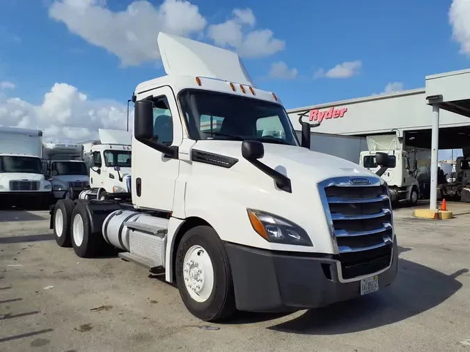 2019 FREIGHTLINER/MERCEDES NEW CASCADIA PX12664