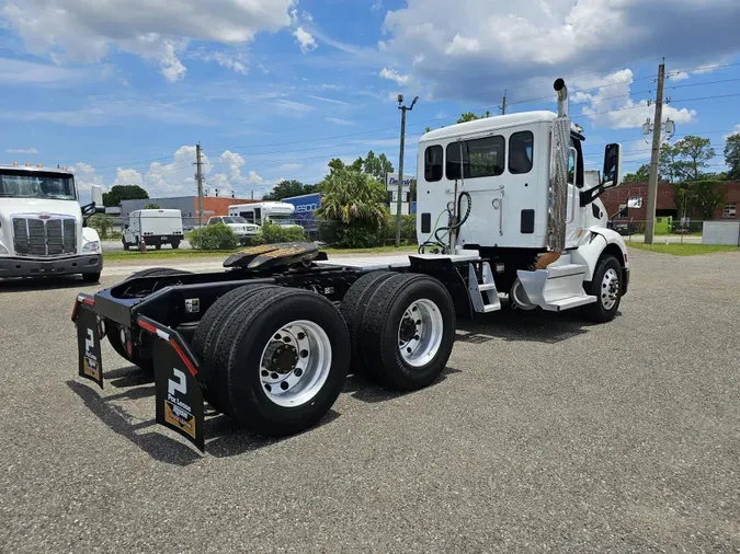 2020 Peterbilt 579