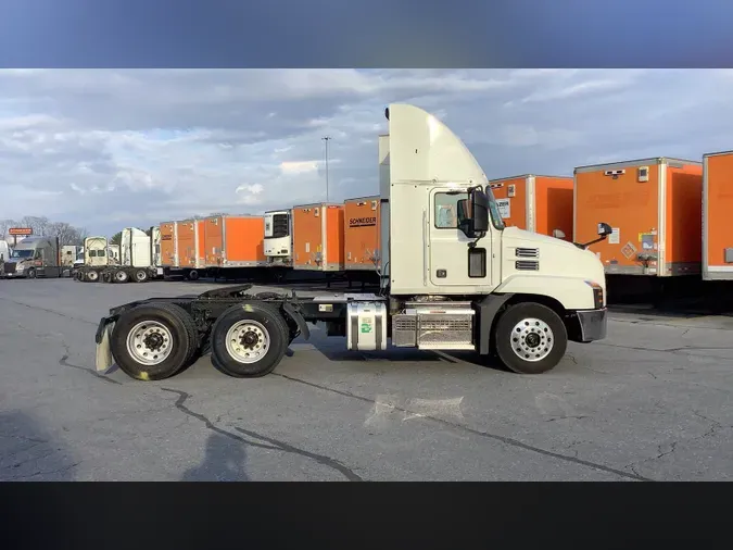 2020 Mack Anthem12a047b6adf510b00d84949d0d80d5fa