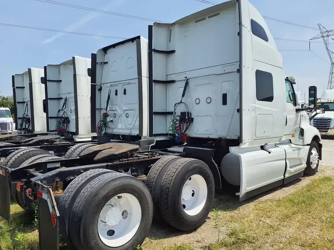 2019 NAVISTAR INTERNATIONAL LT625 SLPR CAB