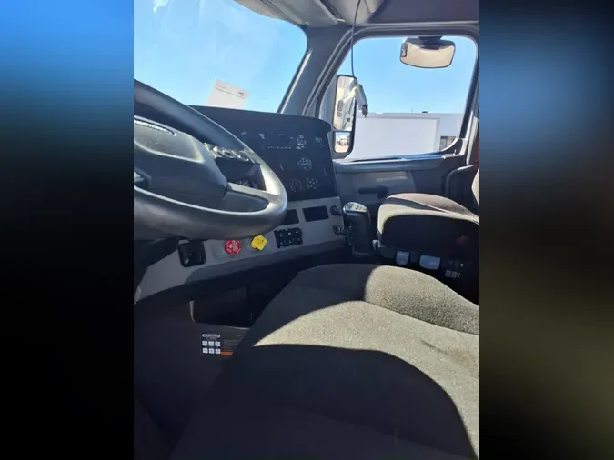 2020 FREIGHTLINER/MERCEDES NEW CASCADIA PX12664