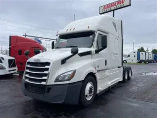 2020 FREIGHTLINER CA126