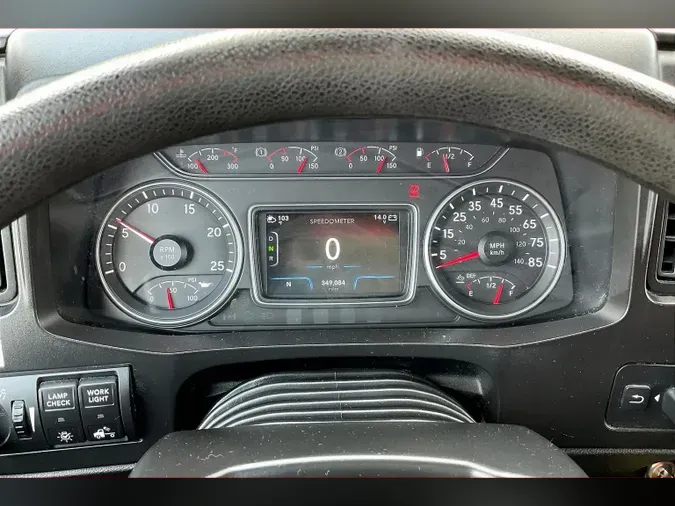 2022 INT LT625 6x4