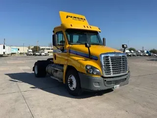 2018 Freightliner X12542ST