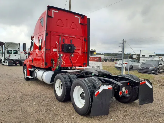 2019 FREIGHTLINER/MERCEDES CASCADIA 125