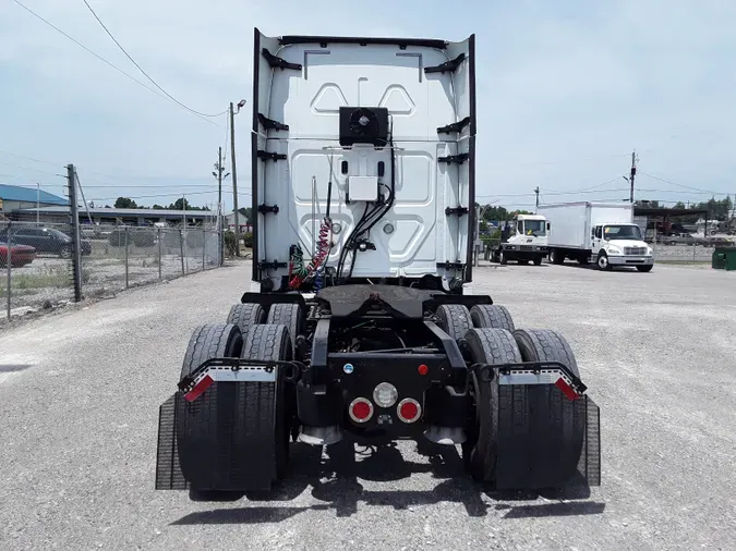 2018 FREIGHTLINER/MERCEDES CASCADIA 125