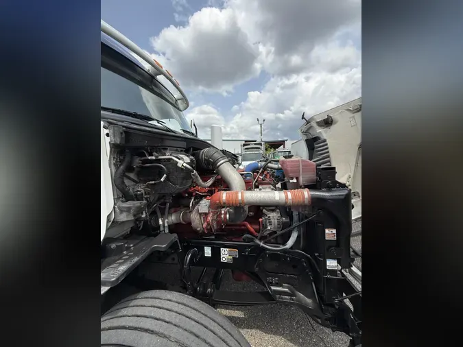 2019 Peterbilt 579