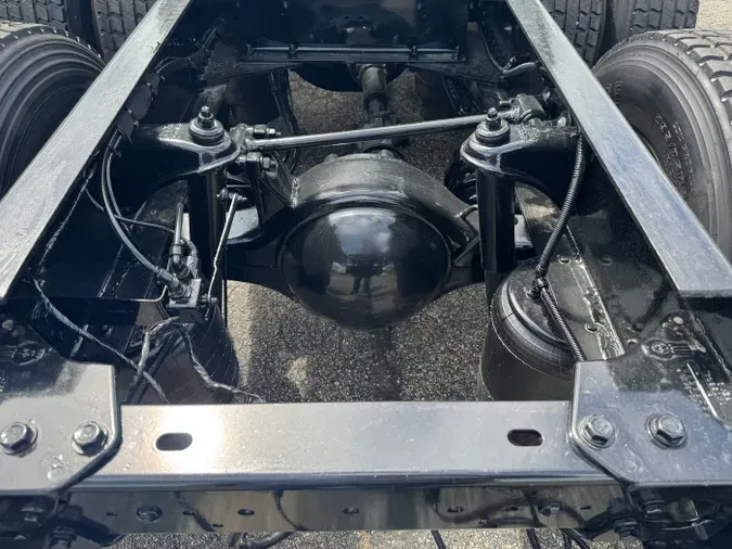 2022 Kenworth T680