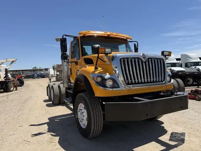 2011 INTERNATIONAL WORKSTAR 7600