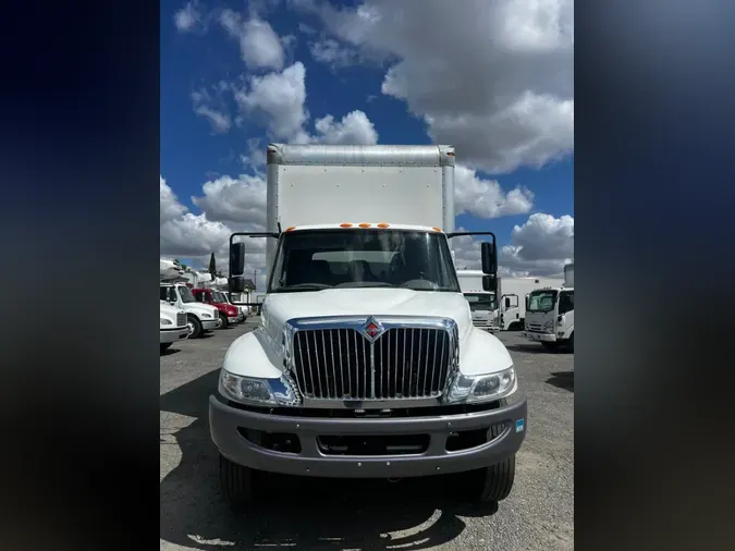 2019 NAVISTAR INTERNATIONAL 4300