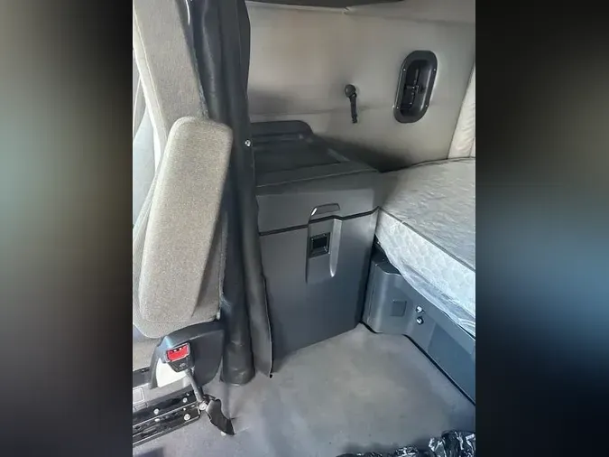 2021 Freightliner Cascadia