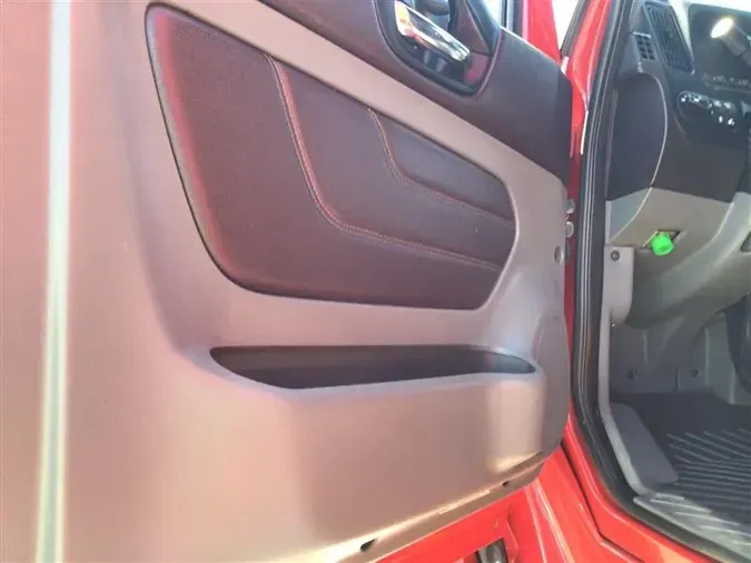 2022 INTERNATIONAL LT625