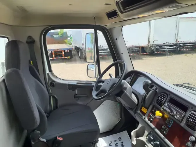 2019 FREIGHTLINER/MERCEDES M2 10612c218207e9ca306d55aaa2efbe2d03d