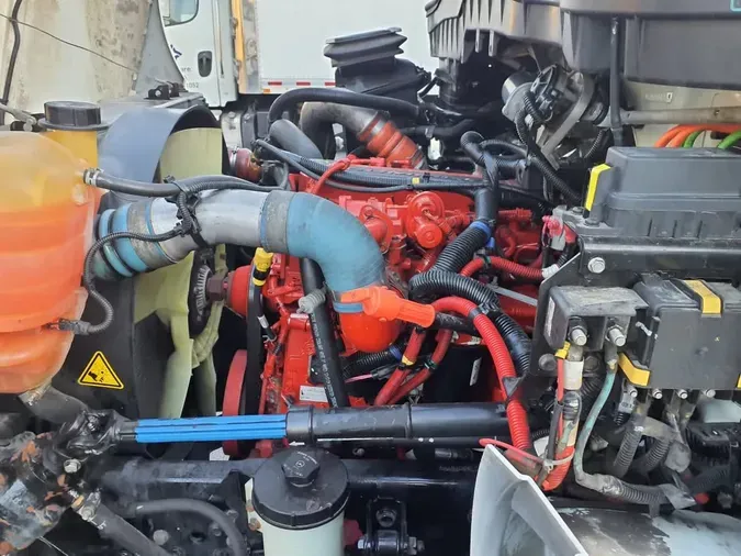 2020 NAVISTAR INTERNATIONAL MV607 (4X2)