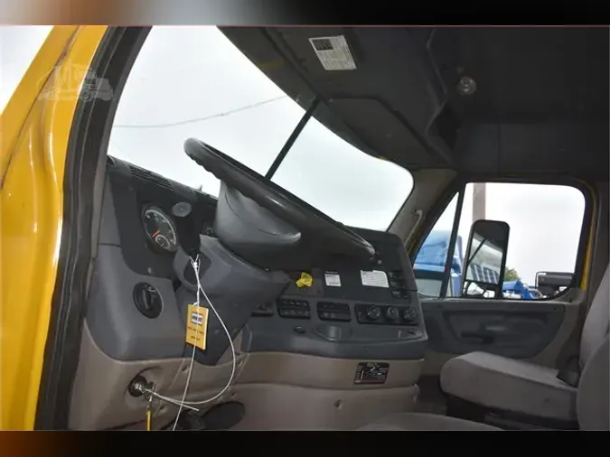 2017 FREIGHTLINER CASCADIA 125