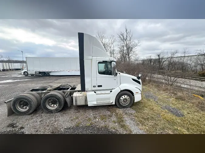 2019 Volvo VNL300