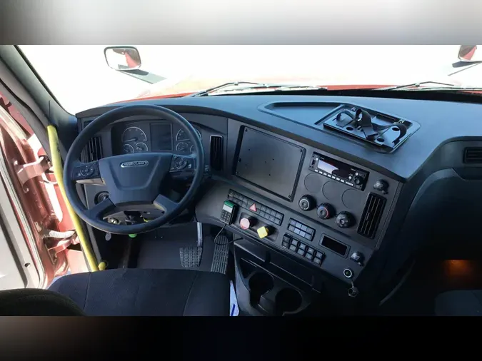 2023 Freightliner Cascadia 12612c7bcdd93659d99f778150007ca8e0c