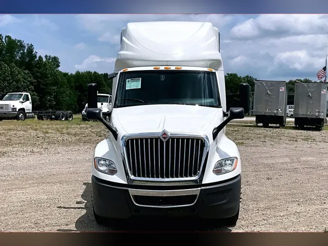 2023 INT LT625 6X412cd0e62a18134c71de429fd2a5c2ed5