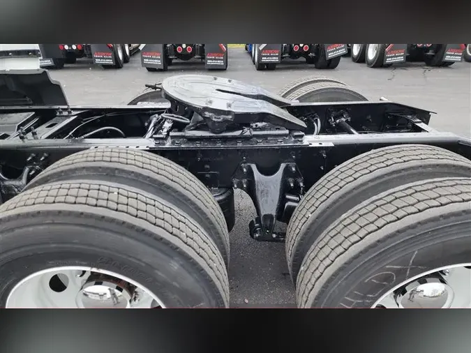 2022 INTERNATIONAL LT