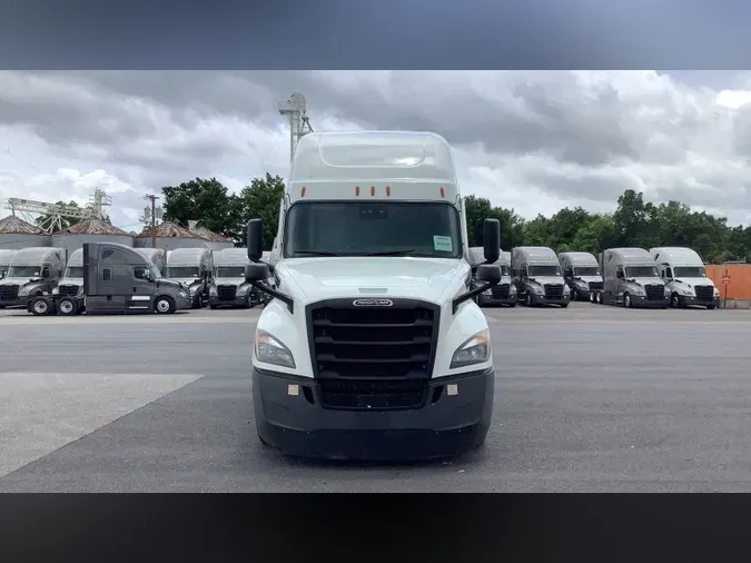 2021 Freightliner Cascadia