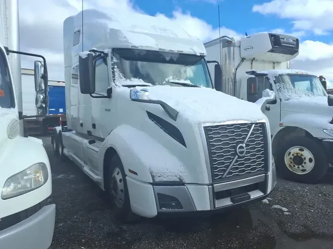 2020 VOLVO VNL64T-76012cf6dc39d722a0e97268b8d26544118