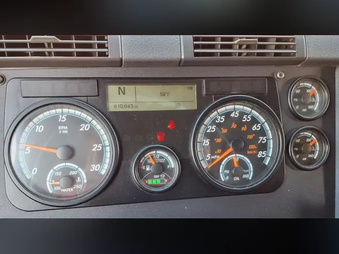 2020 FREIGHTLINER/MERCEDES CASCADIA 125