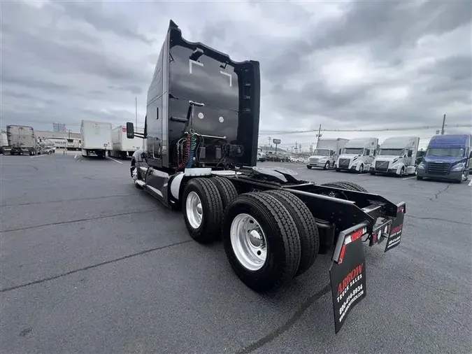 2021 KENWORTH T680