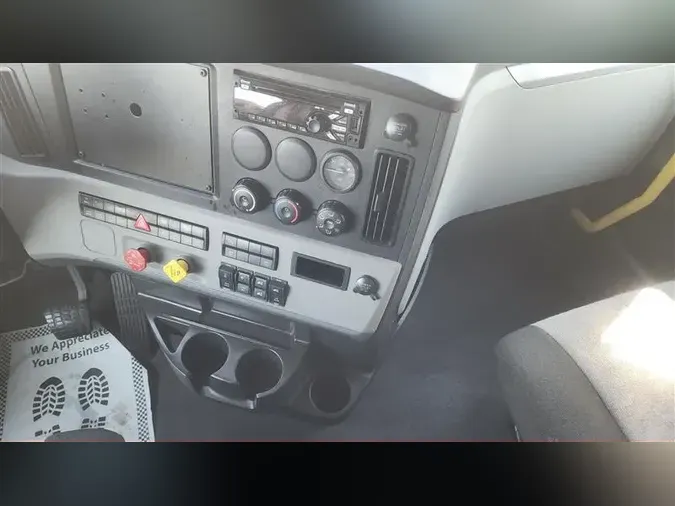 2022 FREIGHTLINER CA12612d526ce7d29d78c2c6c606c6749e776