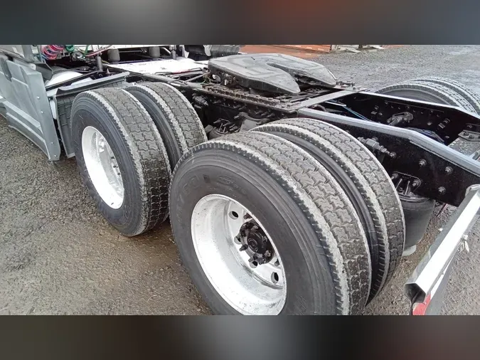 2022 Freightliner Cascadia 12612dd075d5354b293f9eeab3d6a840480