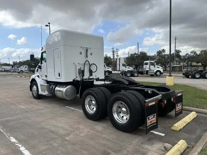 2020 Peterbilt 579