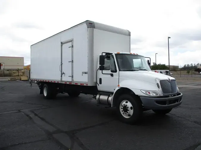 2019 NAVISTAR INTERNATIONAL 4300