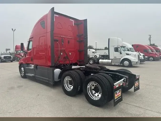 2021 Freightliner Cascadia