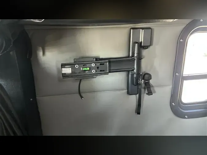 2021 FREIGHTLINER CA126