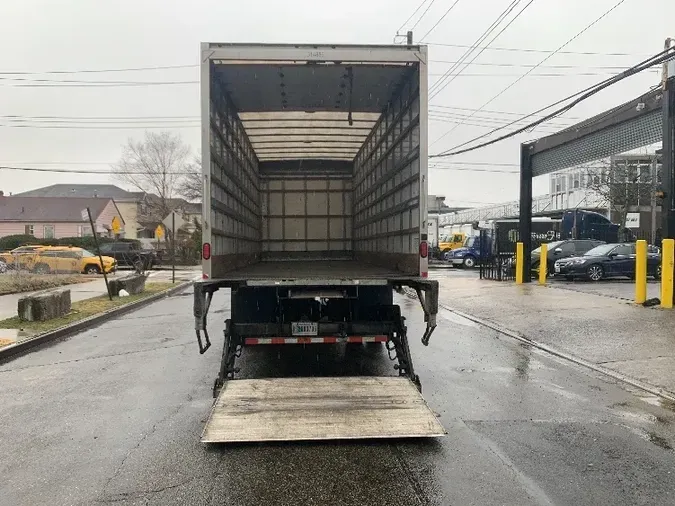 2018 Freightliner M2