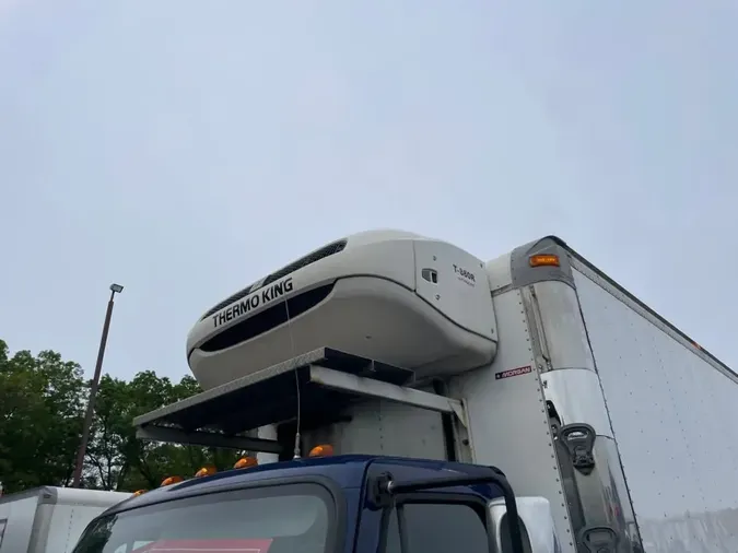 2019 FREIGHTLINER M2 106