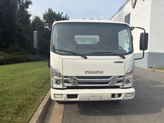 2024 Isuzu NPR-HD